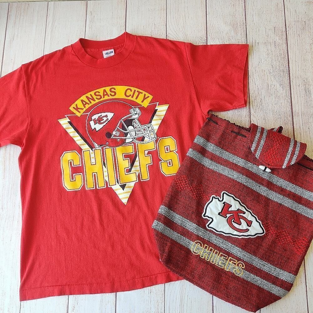 NFL Kansas City Chiefs crew neck tee and woven sack backpack